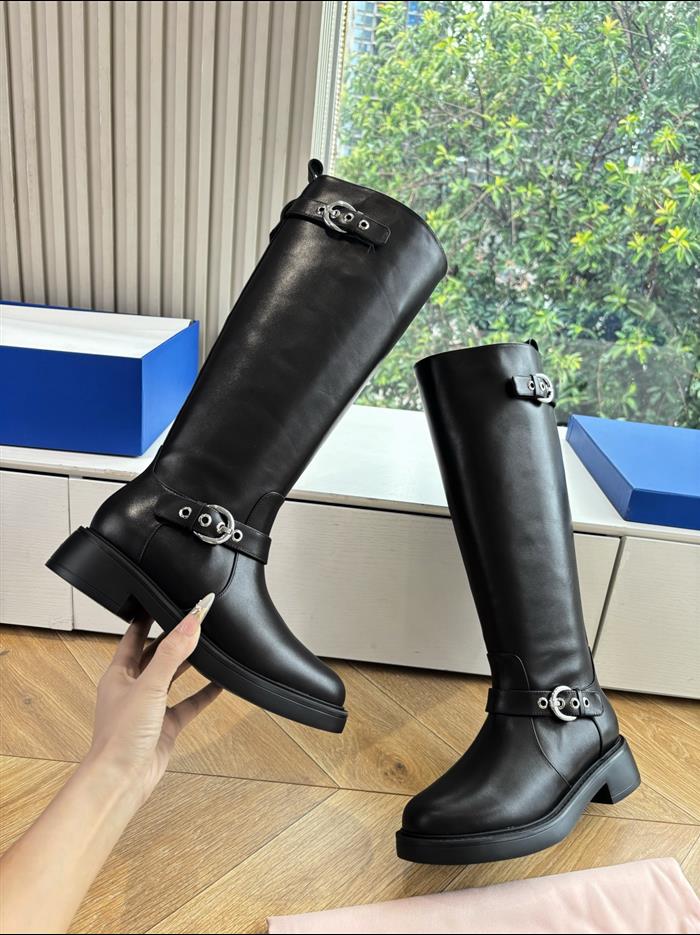 20251128172426944 500